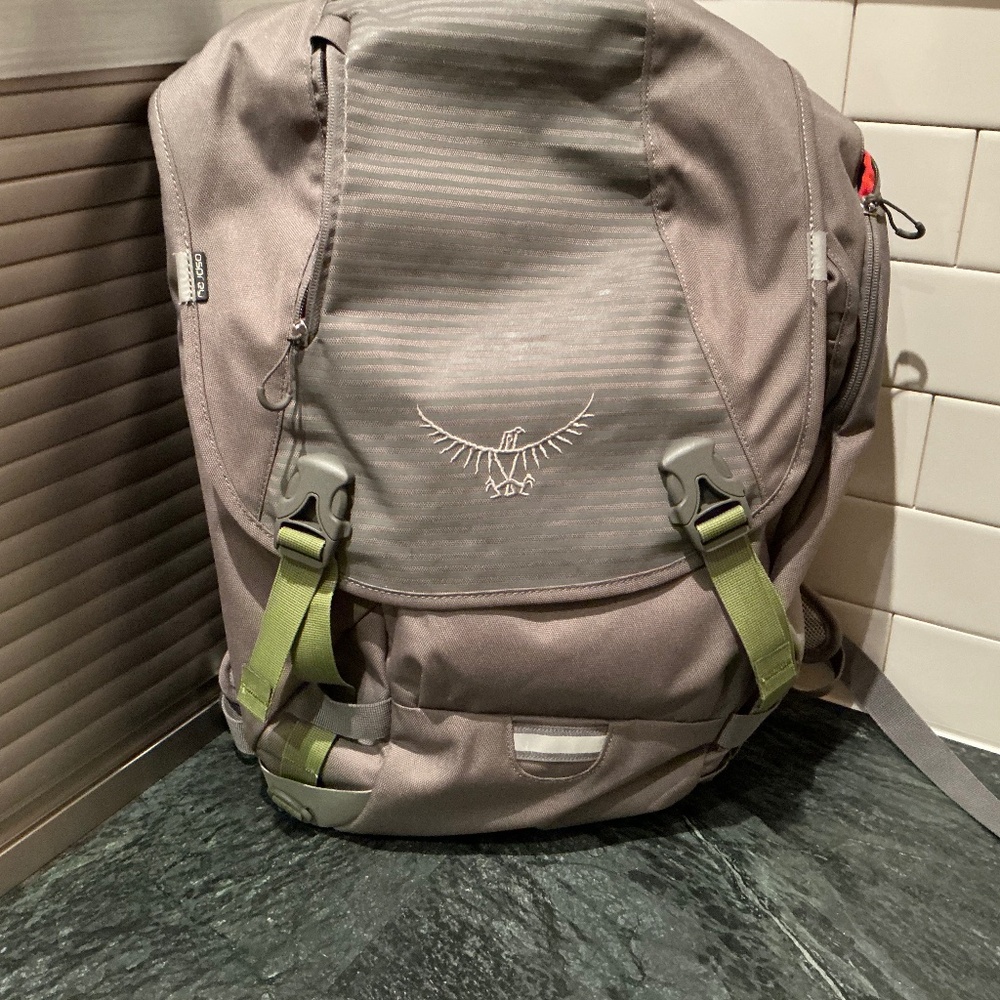 Osprey Flapjack Backpack - excellent condition!